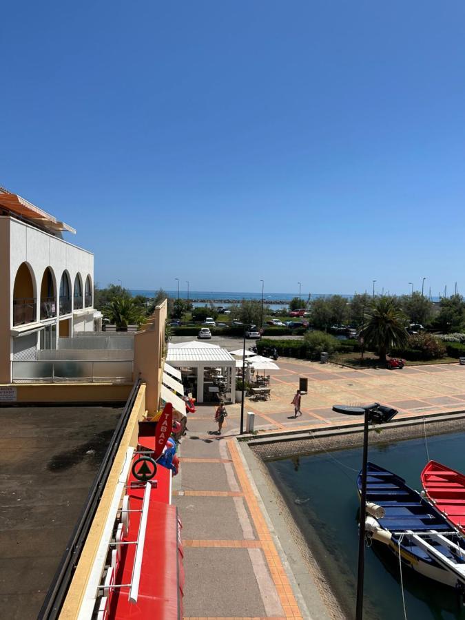 Studio Vue Mer Situe A Cote De La Plage Quartier Des Quilles Сет Экстерьер фото